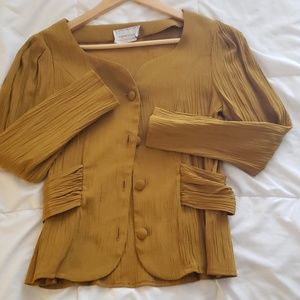 Super cute vintage shirt